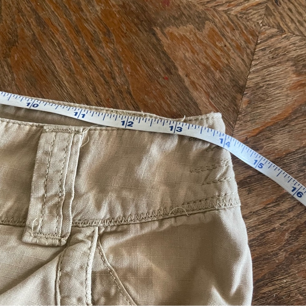 Da Nang Women's Tan Cargo Shorts size XS - Picture 6 of 9